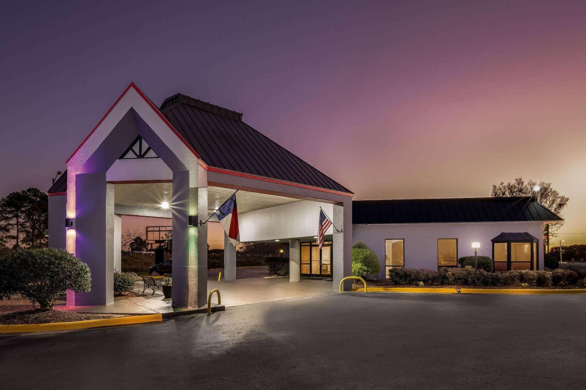 Hotel Super 8 By Wyndham Garysburg/Roanoke Rapids Exterior foto